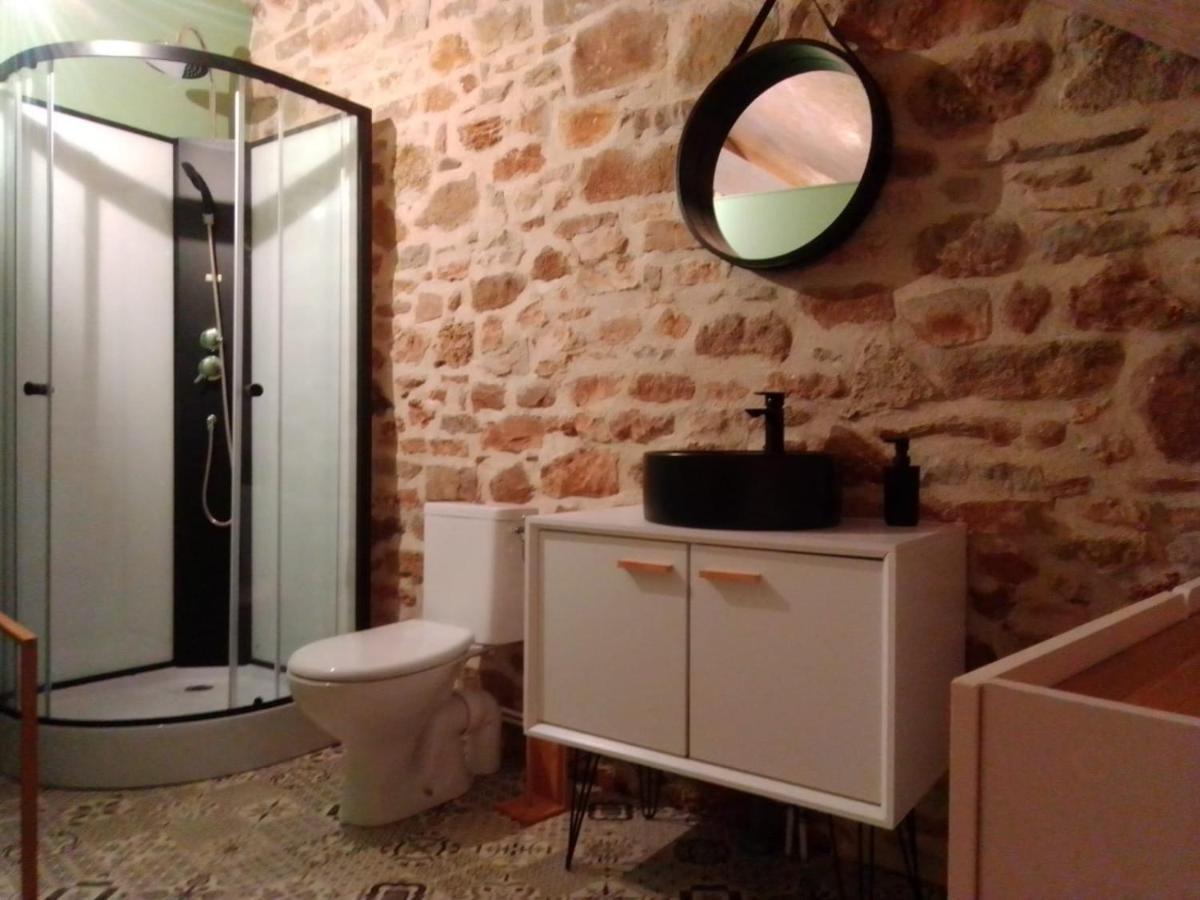 Au Gre Du Lot Bed and Breakfast Le Bourg Eksteriør billede